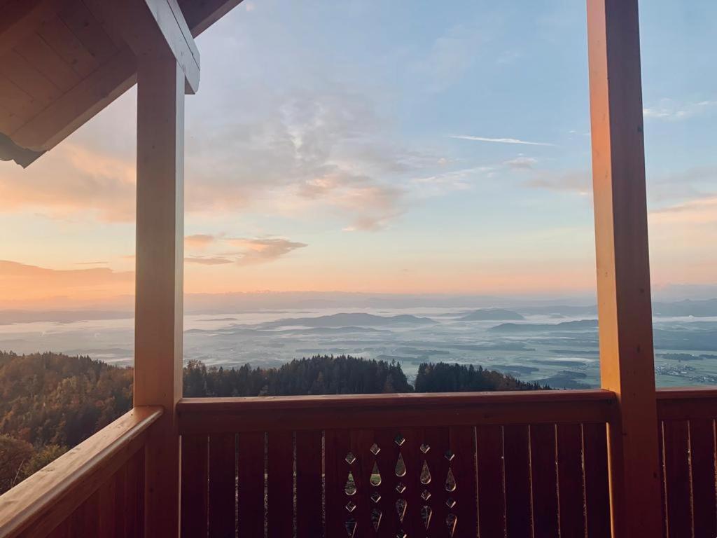 Guest House Pr Ambruzarju & Apartments Cerklje na Gorenjskem Dış mekan fotoğraf