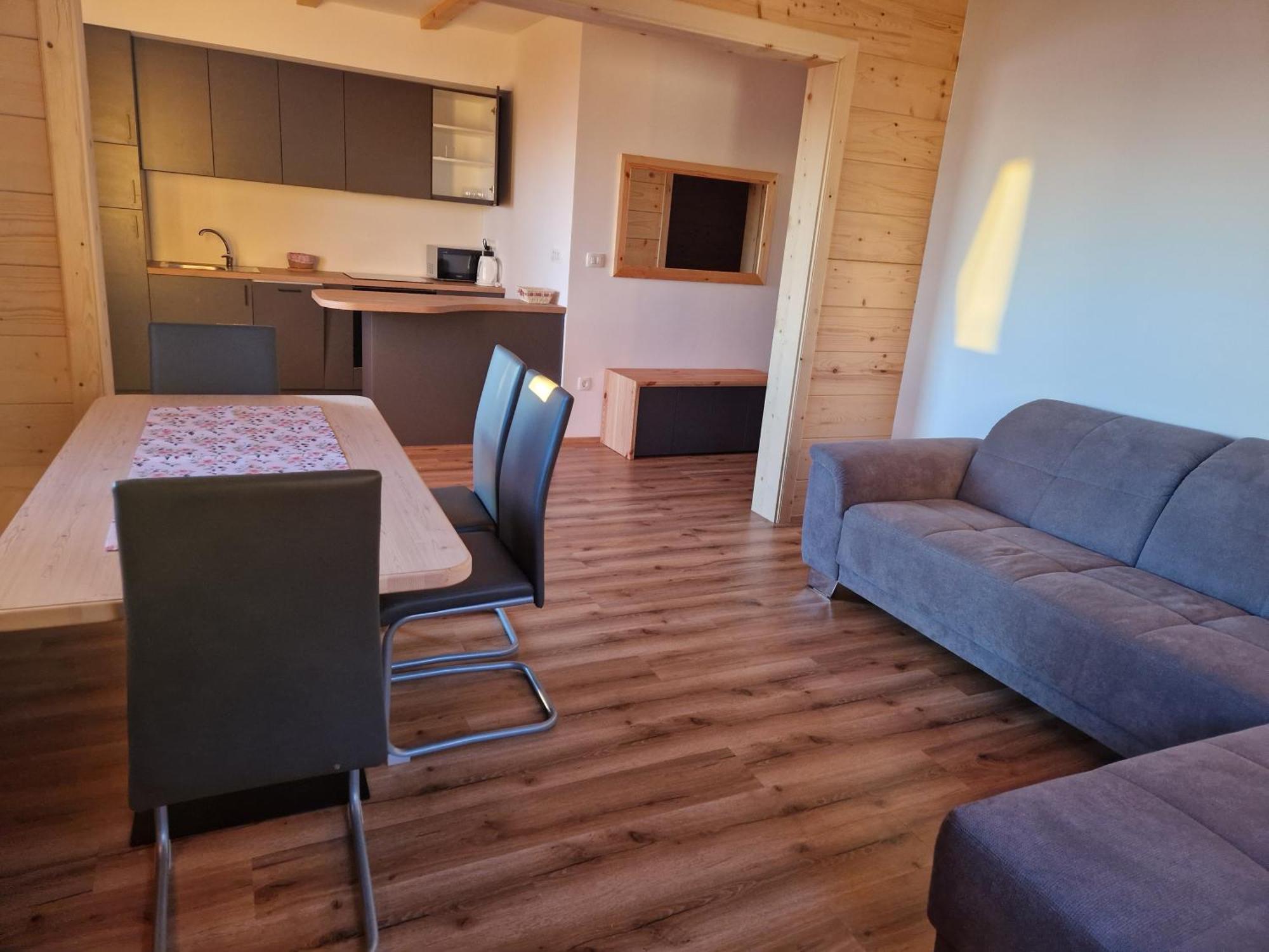 Guest House Pr Ambruzarju & Apartments Cerklje na Gorenjskem Oda fotoğraf
