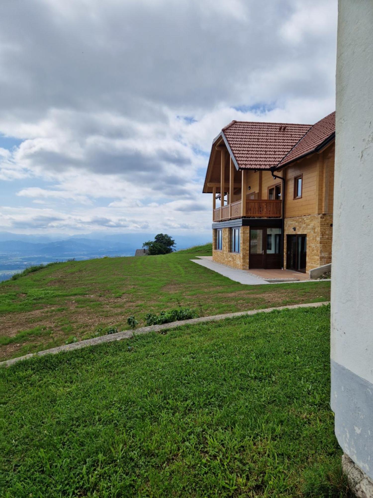 Guest House Pr Ambruzarju & Apartments Cerklje na Gorenjskem Oda fotoğraf